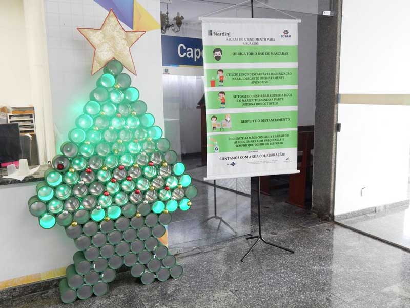 Hospital Nardini cria decoração natalina com material reciclável